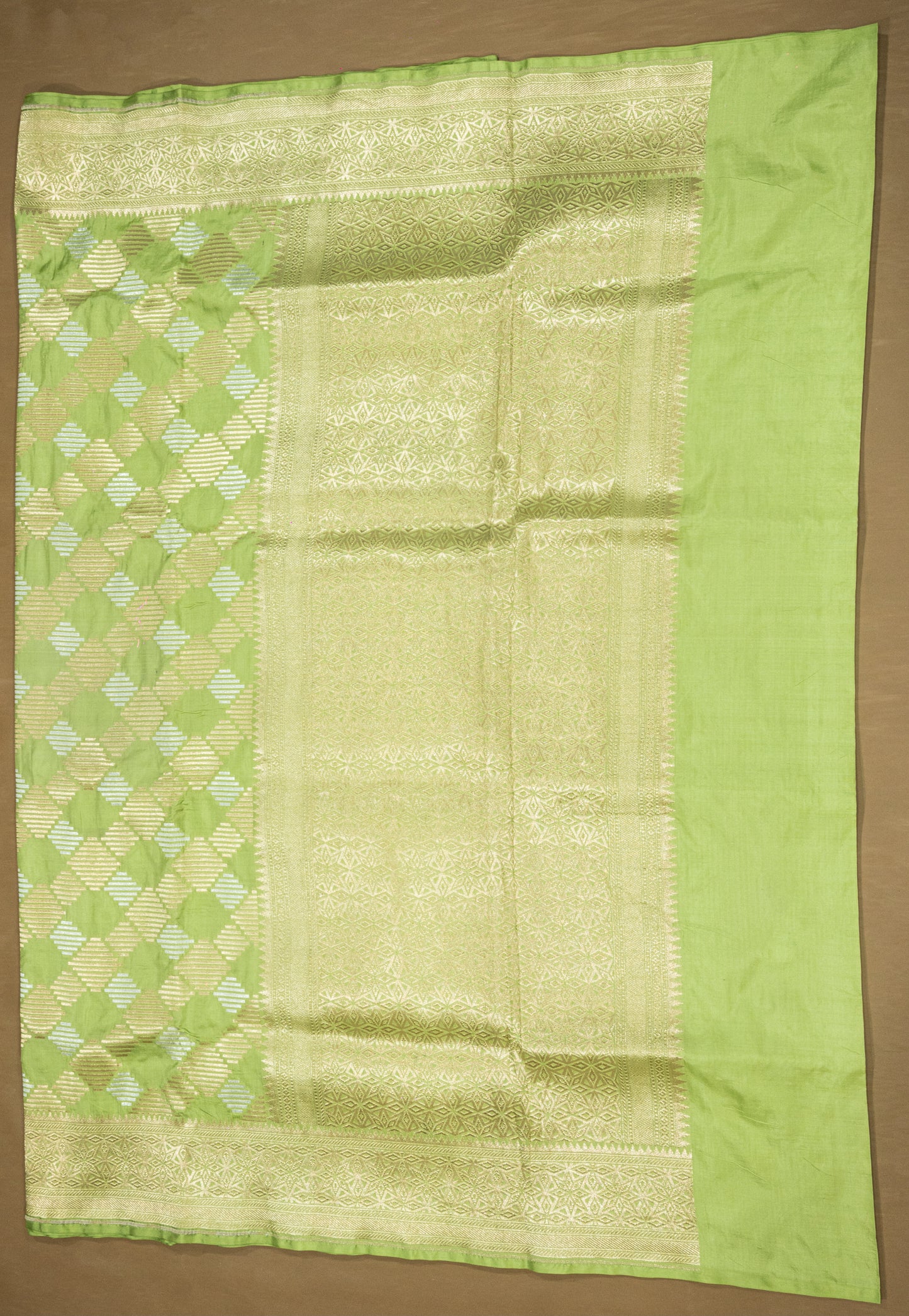 Pista Green Handwoven Pure Katan Sona Roopa Meenakari Banarasi Saree