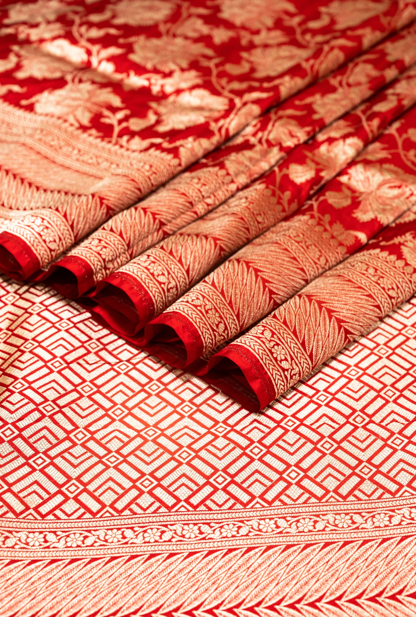 Red Jaal Handwoven Pure Katan Silk Banarasi Saree