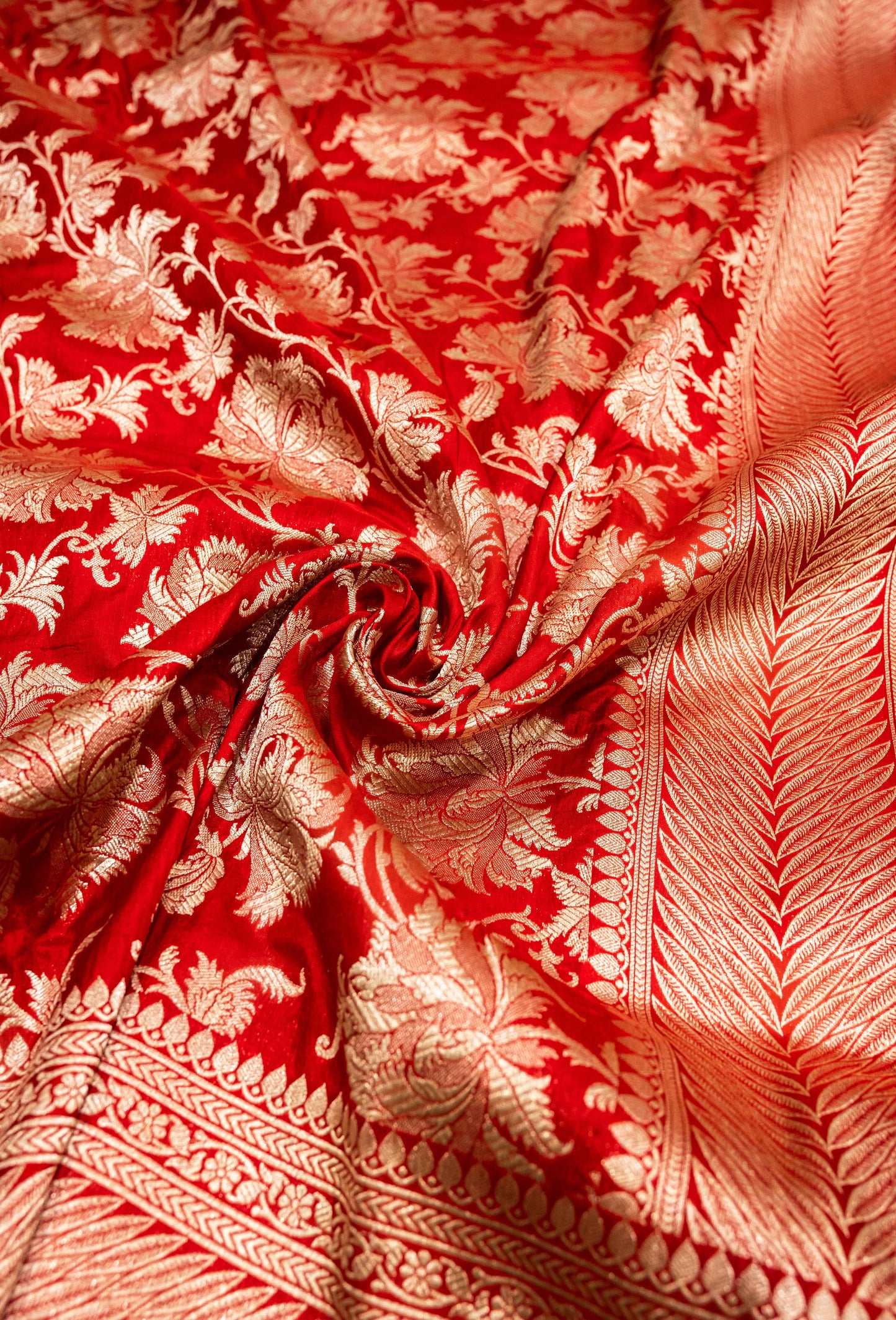Red Jaal Handwoven Pure Katan Silk Banarasi Saree