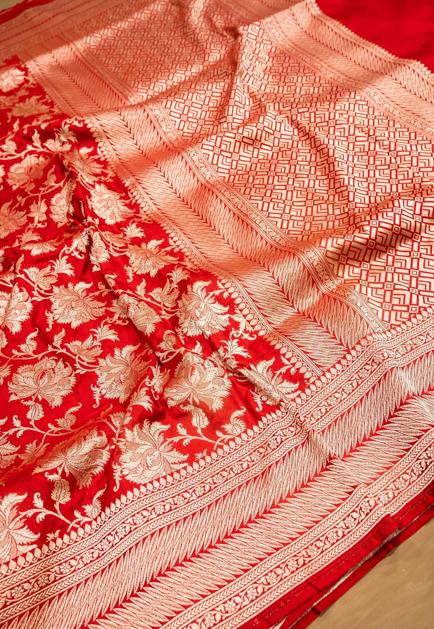 Red Jaal Handwoven Pure Katan Silk Banarasi Saree