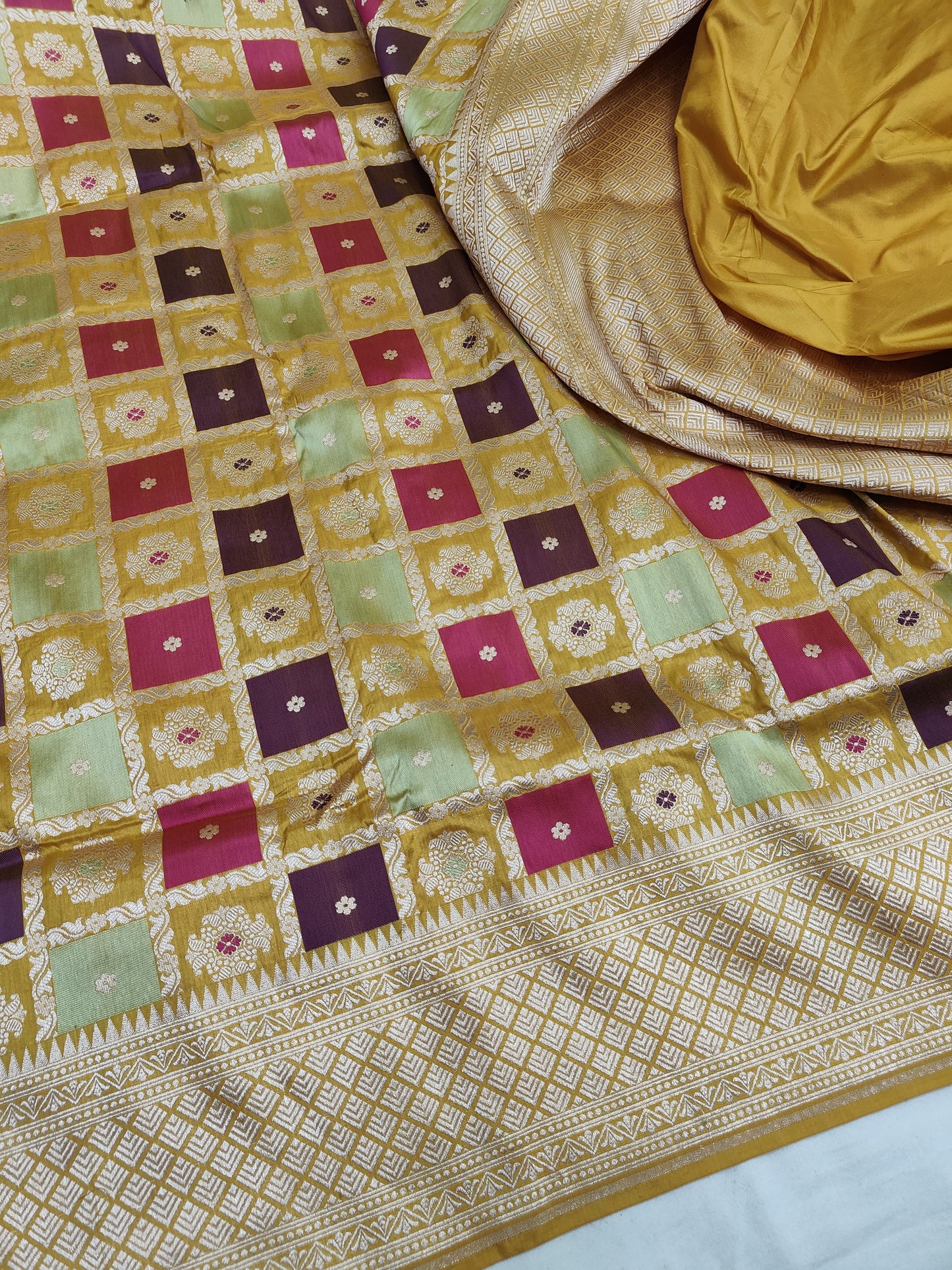 Pure Rangkaat Saree