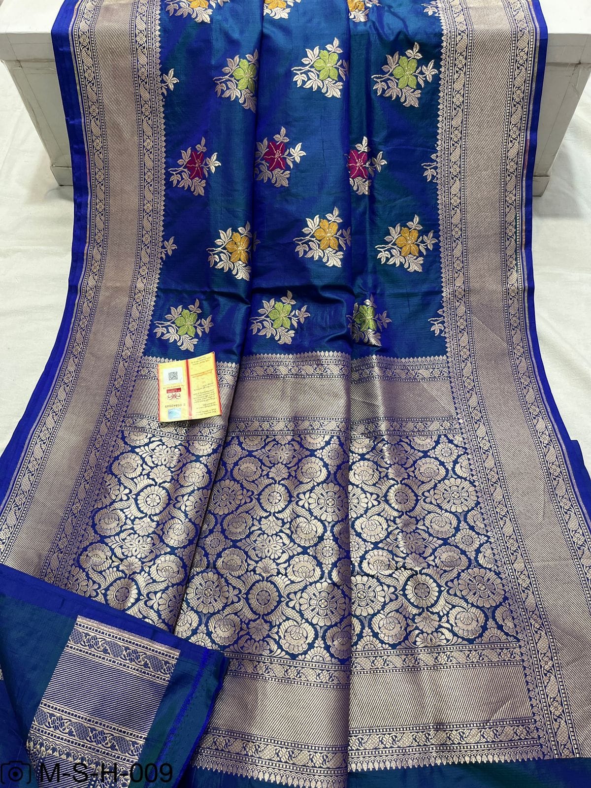 Pure Katan Meenakari Handloom Banarasi Saree