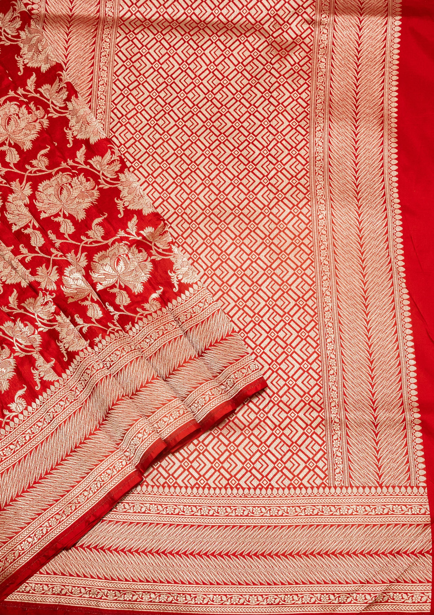 Red Jaal Handwoven Pure Katan Silk Banarasi Saree