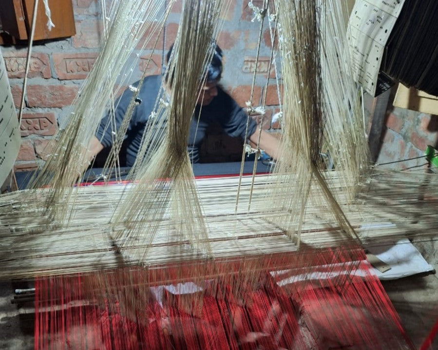 Uplifting the Weavers of Handlooms in Kashi