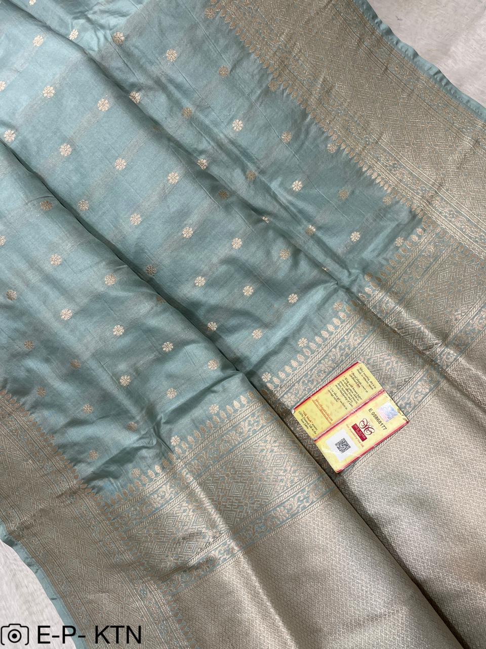 Pure Handloom Katan Cutwork Banarasi Saree