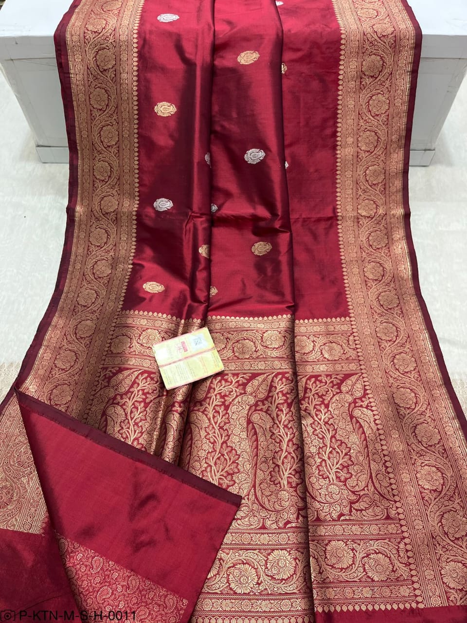 Banarasi Pure Handwoven Kadhua Katan Silk Wedding Saree