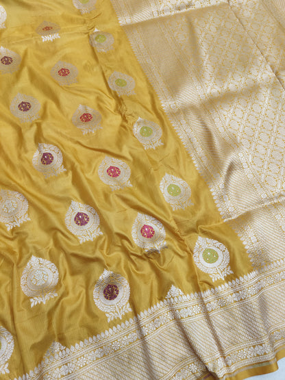 Haldi Ceremony Pure Katan Silk Handloom Meenakari Boota Saree