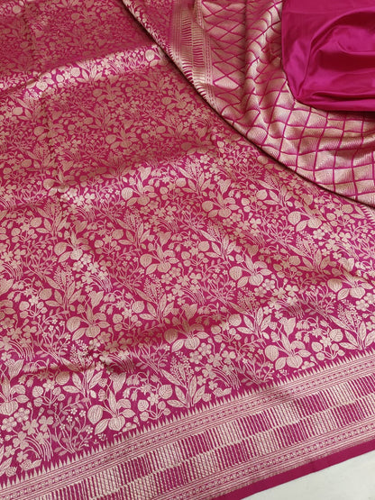 Magenta Pure Handloom Katan Brocade Banarasi Saree