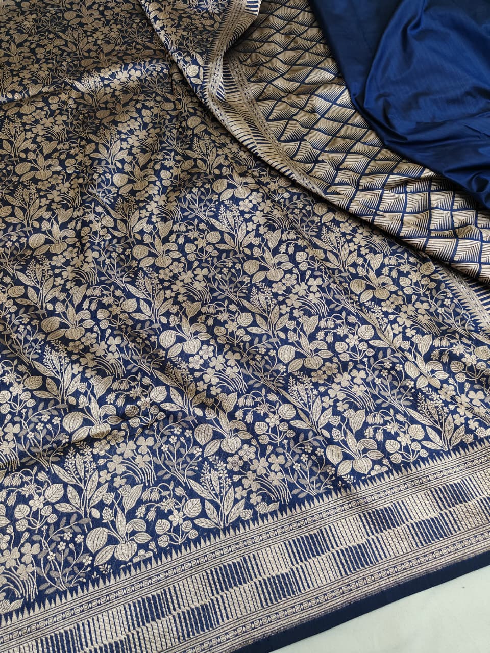 Royal Blue Pure Handloom Katan Brocade Banarasi Saree