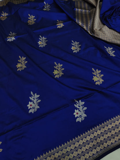 Dark Blue Handwoven Vintage Pure Banarasi Silk Boota Saree