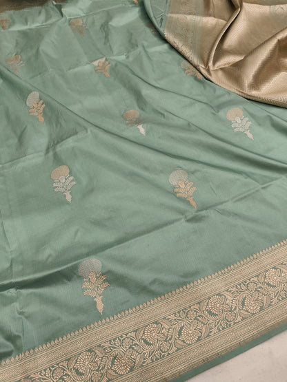 Pista Green Handwoven Vintage Pure Banarasi Silk Boota Saree