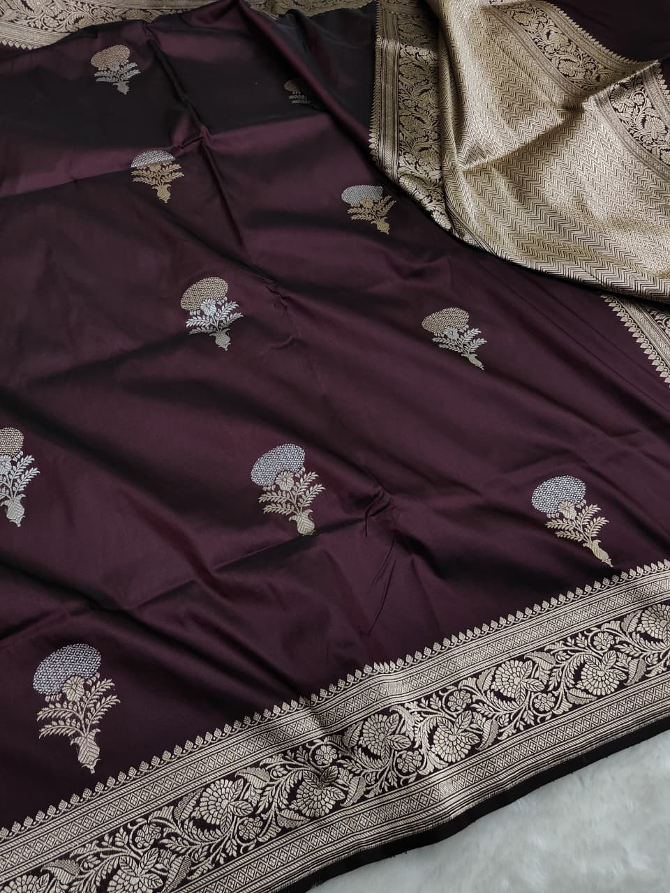 Garnet Pure Katan Silk Kadhua Sona Rupa Boota Saree