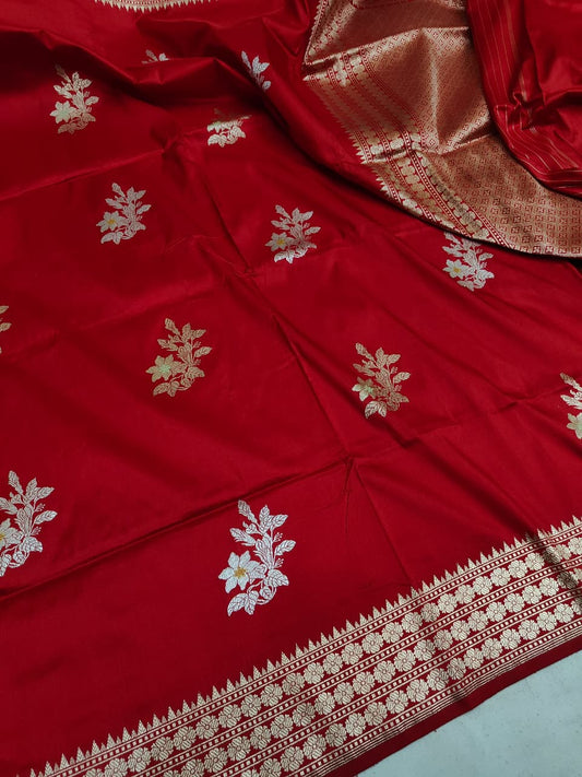 Red Handwoven Vintage Pure Banarasi Silk Boota Saree