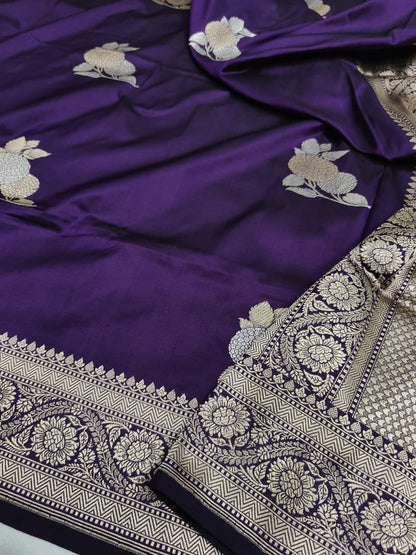 Handwoven Vintage Pure Banarasi Silk Boota Saree