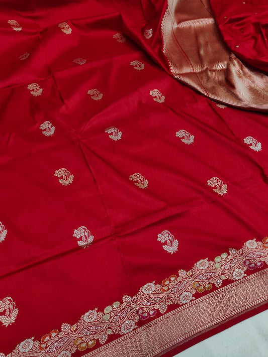 Handwoven Vintage Pure Banarasi Silk Booti Saree