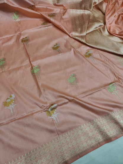 Handwoven Vintage Pure Banarasi Silk Boota Saree