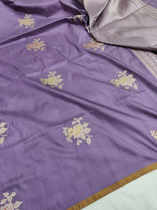 Handwoven Vintage Pure Banarasi Silk Borderless Boota Saree