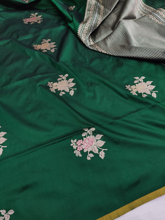 Handwoven Vintage Pure Banarasi Silk Borderless Boota Saree