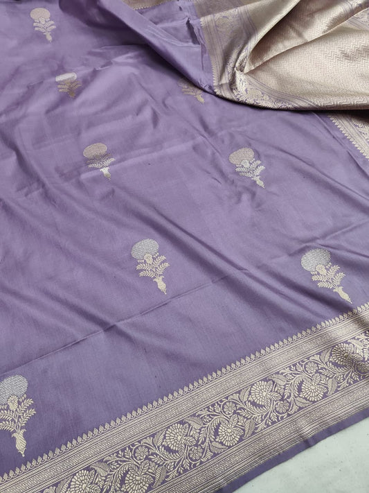 Handwoven Vintage Pure Banarasi Silk Boota Saree