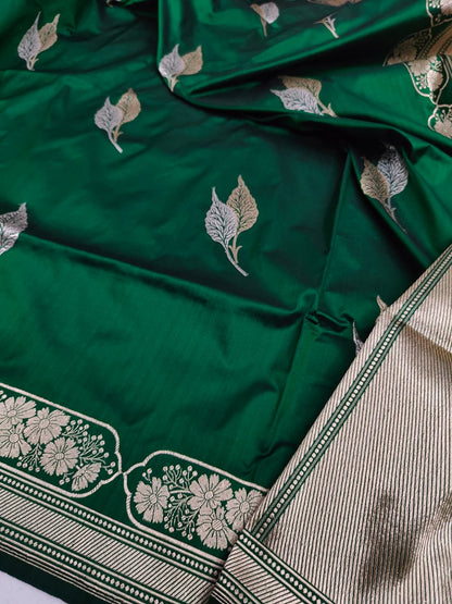 Handwoven Vintage Pure Banarasi Silk Boota Saree