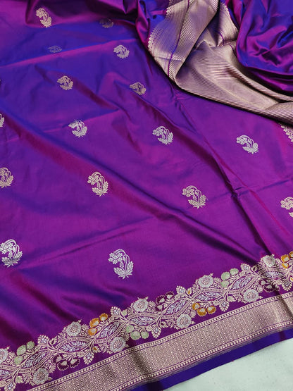 Handwoven Vintage Pure Banarasi Silk Booti Saree