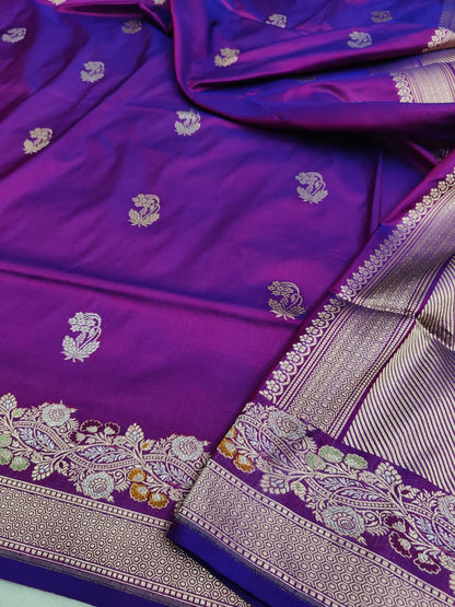 Handwoven Vintage Pure Banarasi Silk Booti Saree
