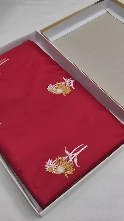 Handwoven Vintage Pure Banarasi Silk Boota Saree