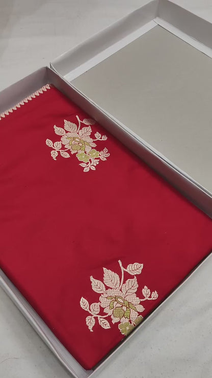 Handwoven Vintage Pure Banarasi Silk Borderless Boota Saree