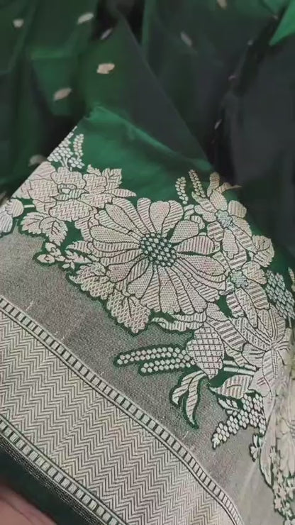 Bottle Green Handwoven Vintage Pure Skirt Banarasi Silk Saree