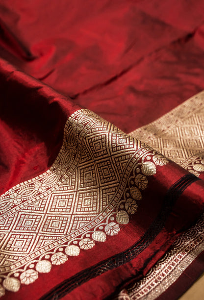 Mehroon Jaal Handwoven Pure Katan Silk Banarasi Saree