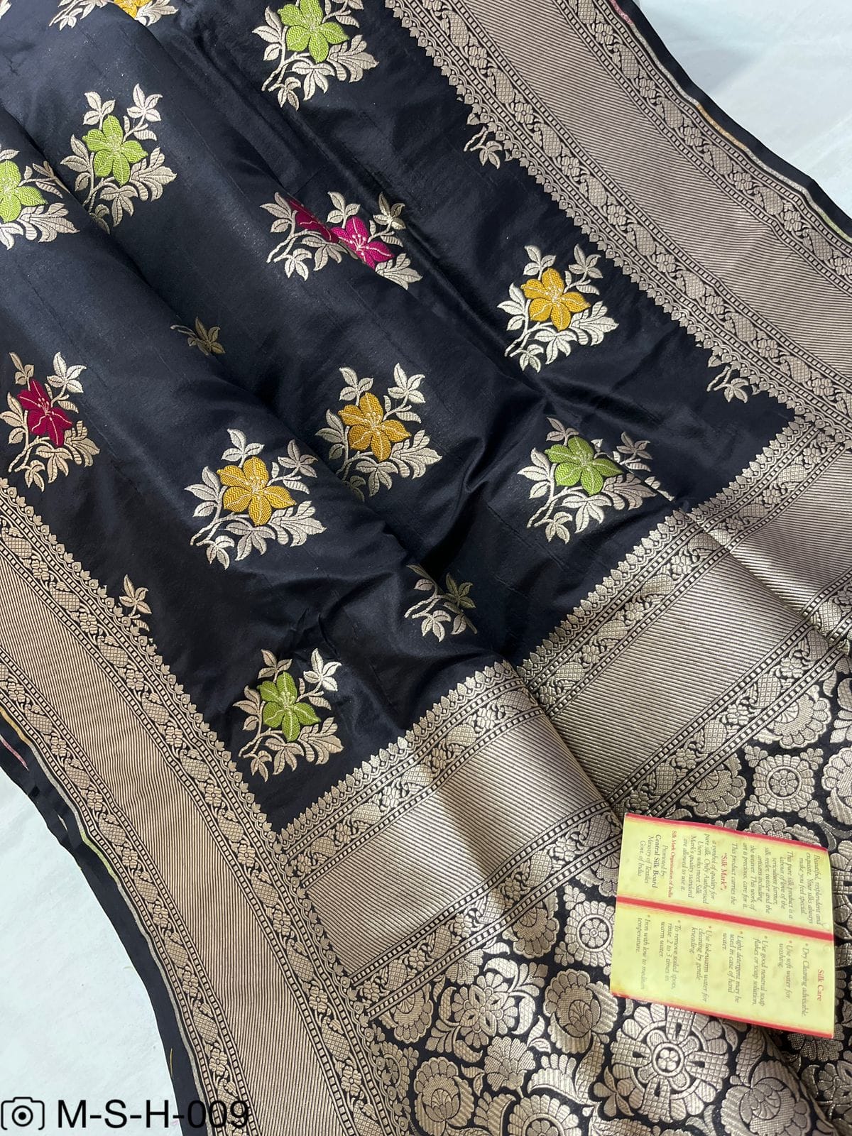 Pure Katan Meenakari Handloom Banarasi Saree