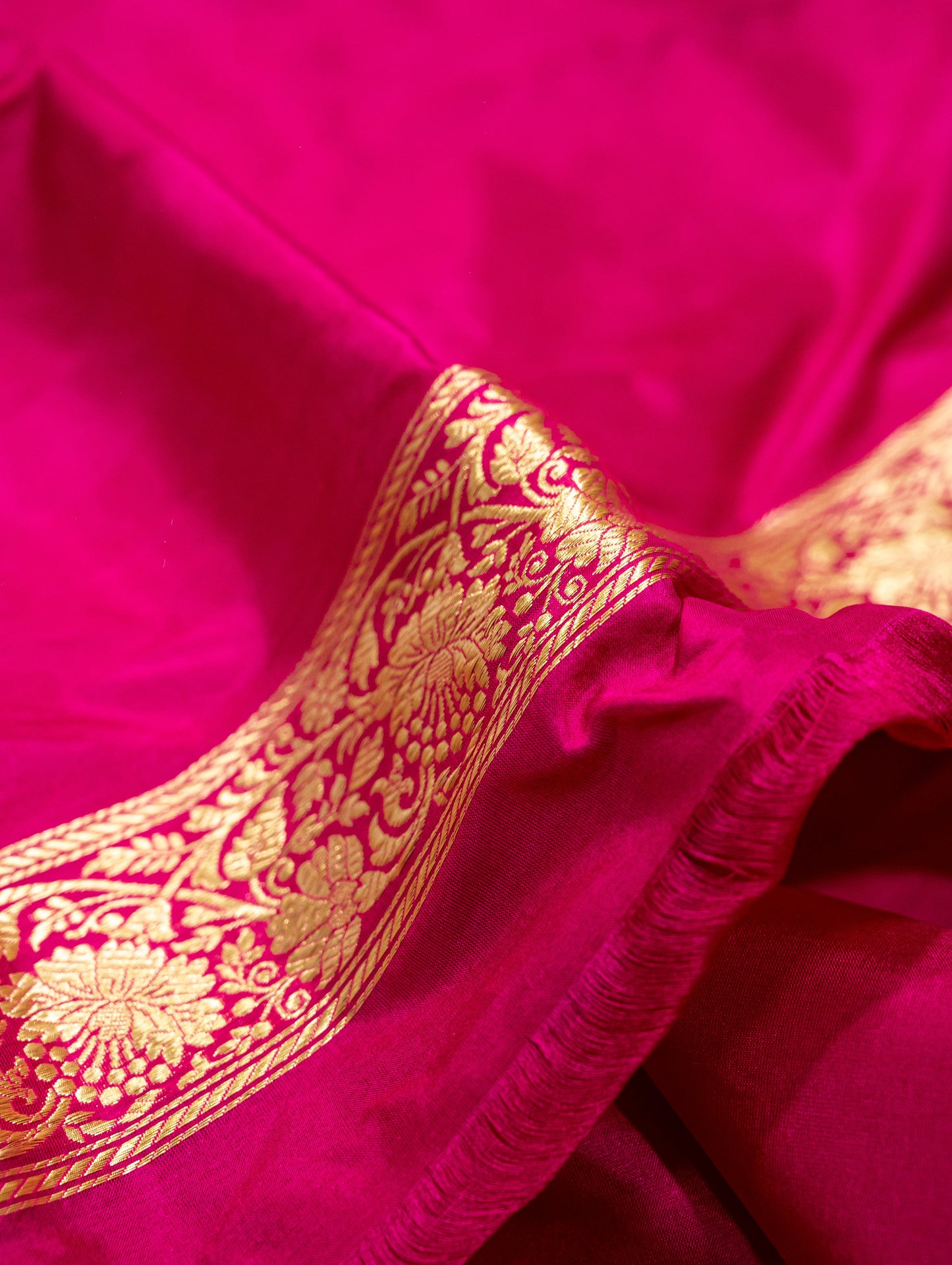 Rani Pink Pure Banarasi Handwoven Kadhua Katan Silk Saree