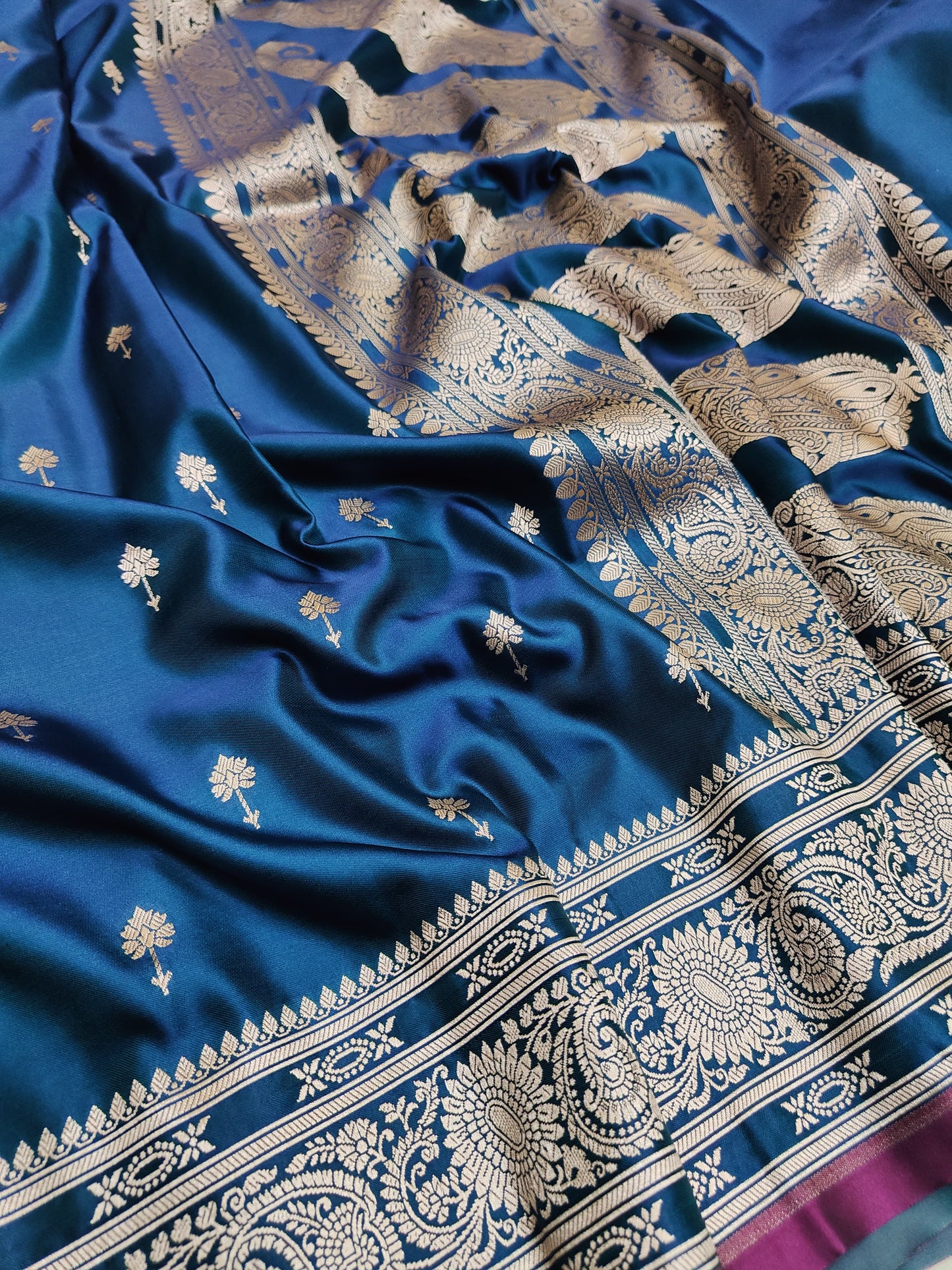 Banarasi Handwoven Satin Mashru Silk Saree