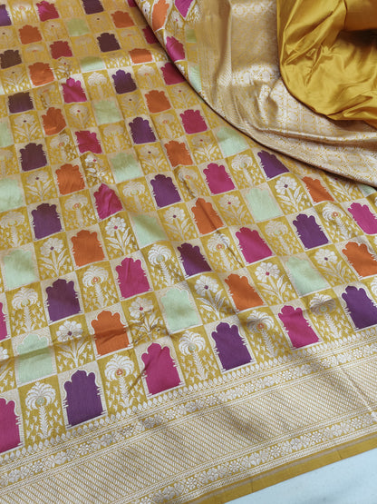 Pure Banarasi Rangkaat Saree