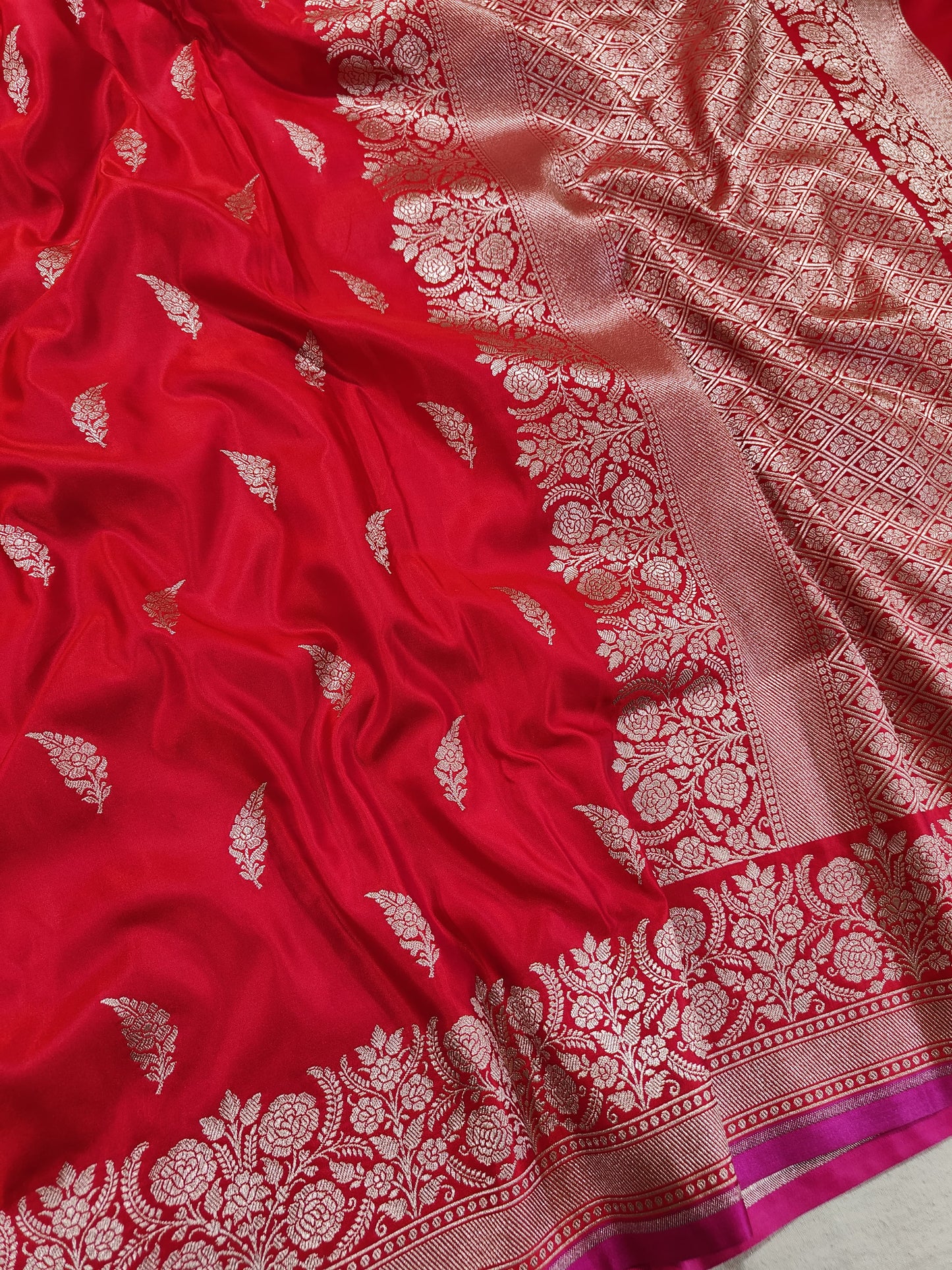 Banarasi Handwoven Satin Mashru Silk Saree