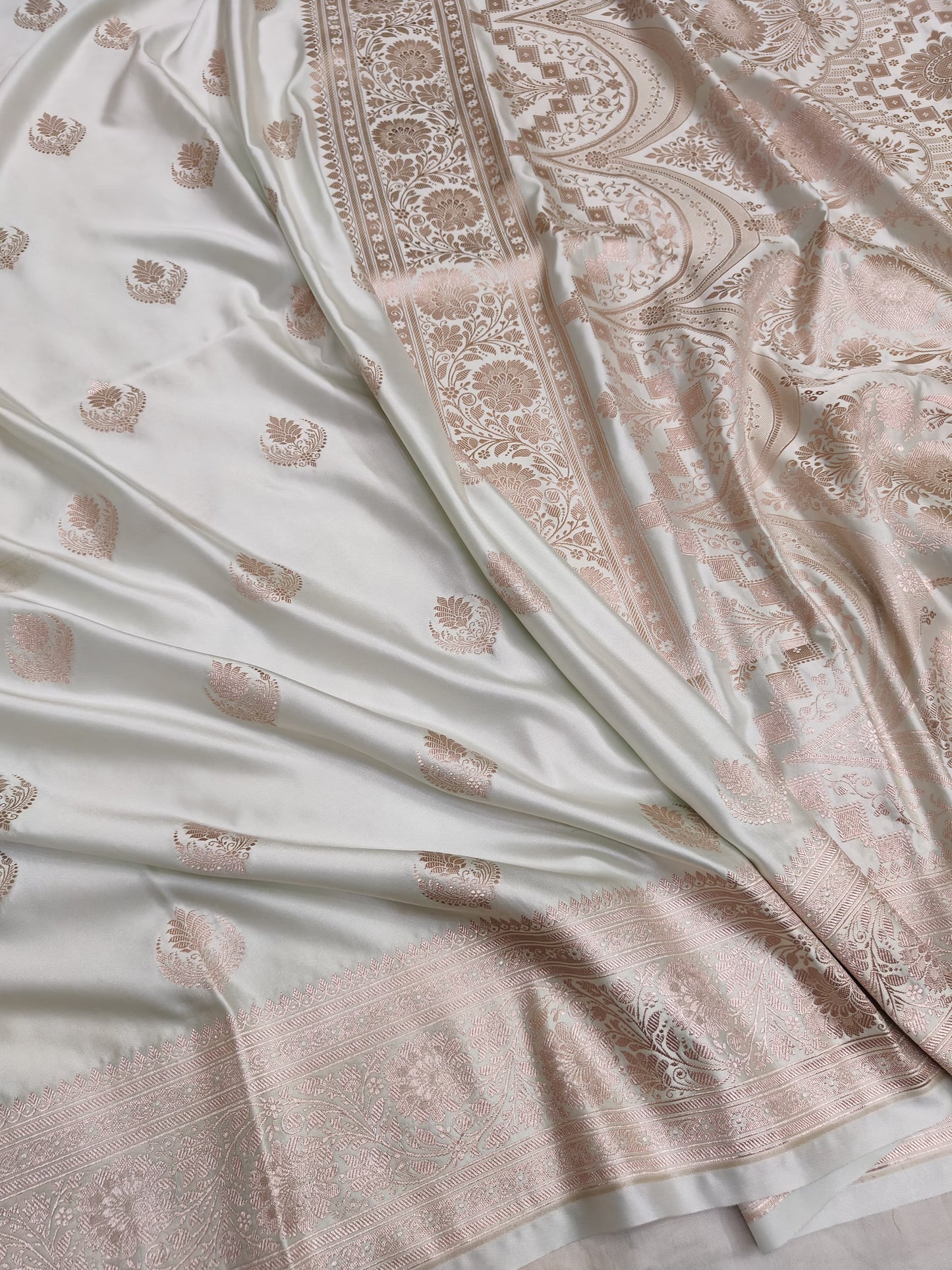 Banarasi Handwoven Satin Mashru Silk Saree