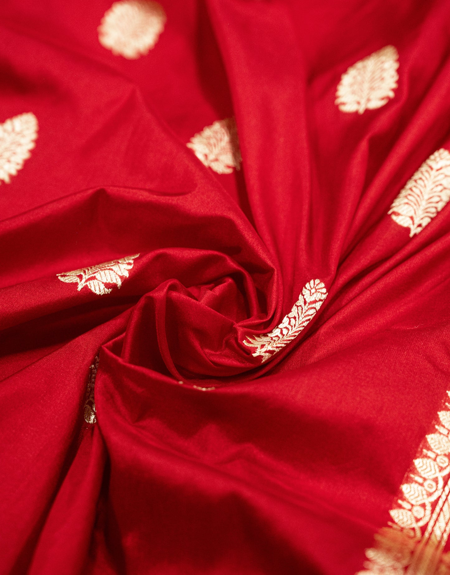 Red Pure Banarasi Handwoven Kadhua Katan Silk Saree