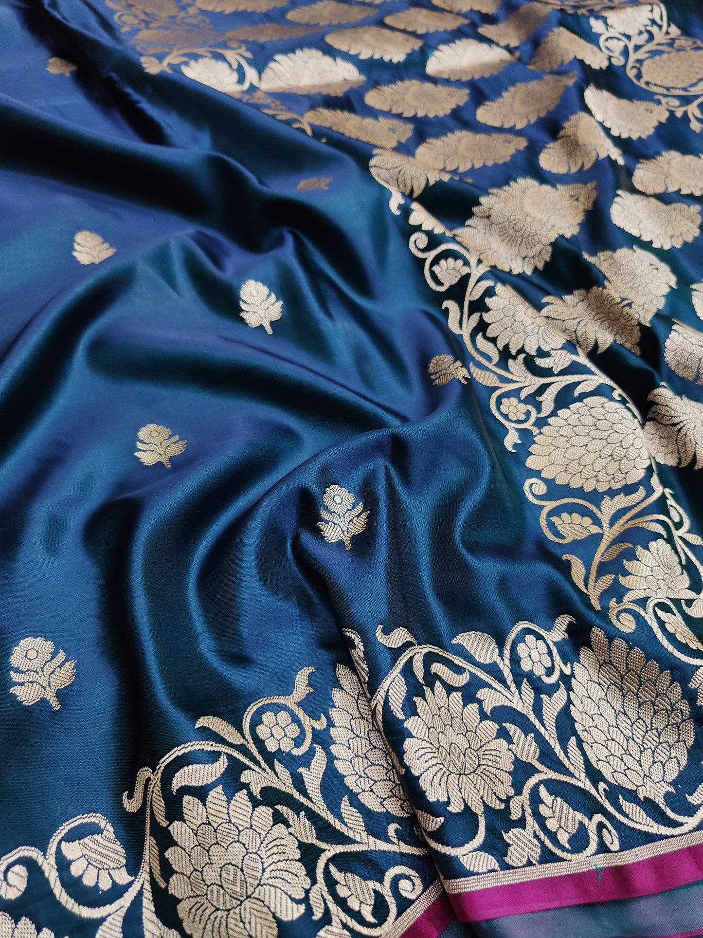 Banarasi Handwoven Satin Mashru Silk Saree