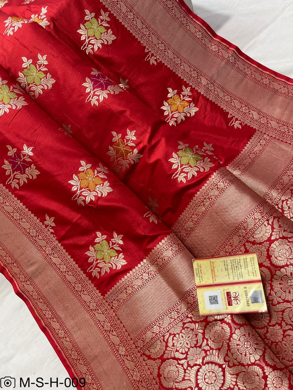 Pure Katan Meenakari Handloom Banarasi Bridal Saree