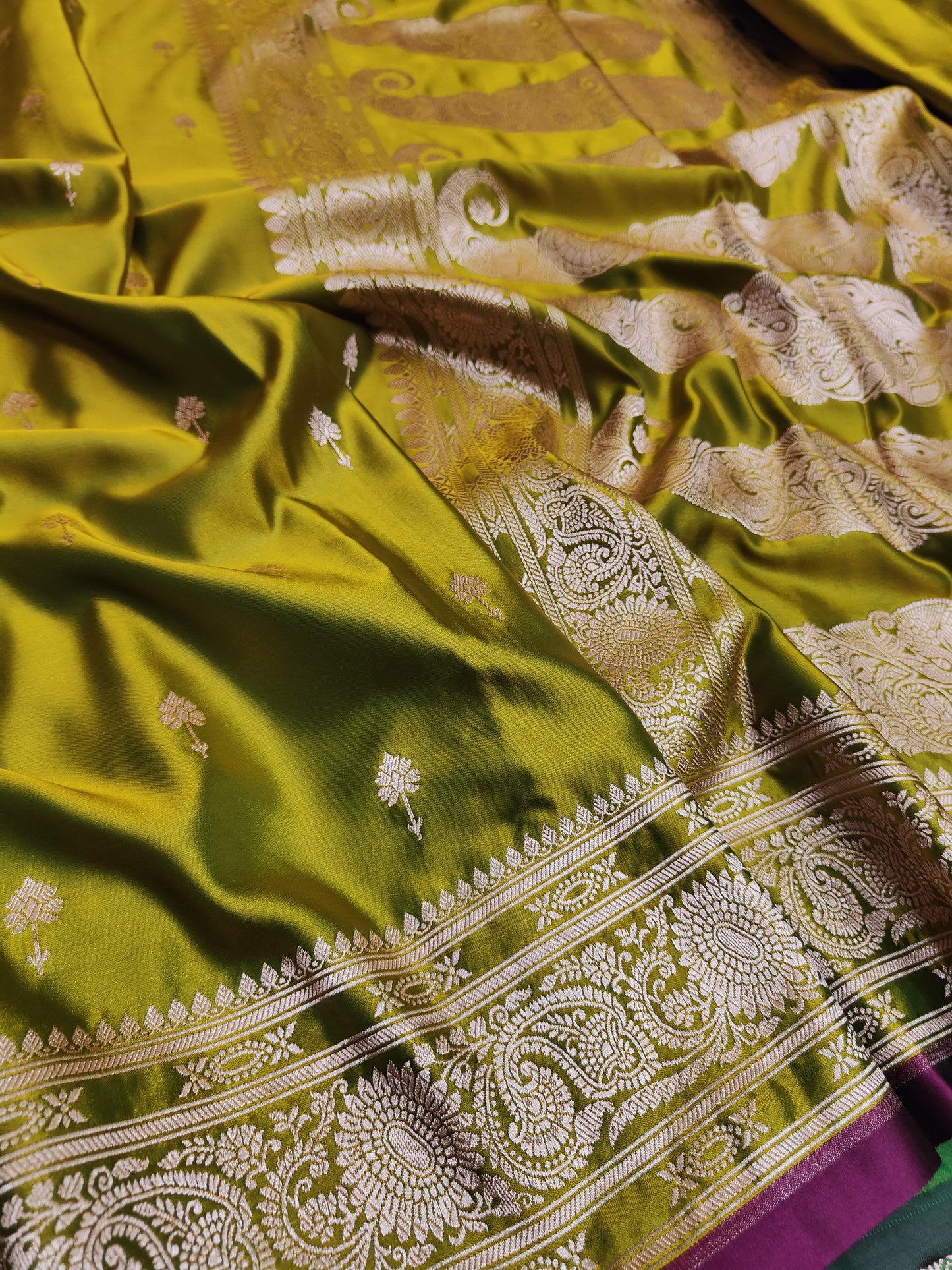 Banarasi Handwoven Satin Mashru Silk Saree