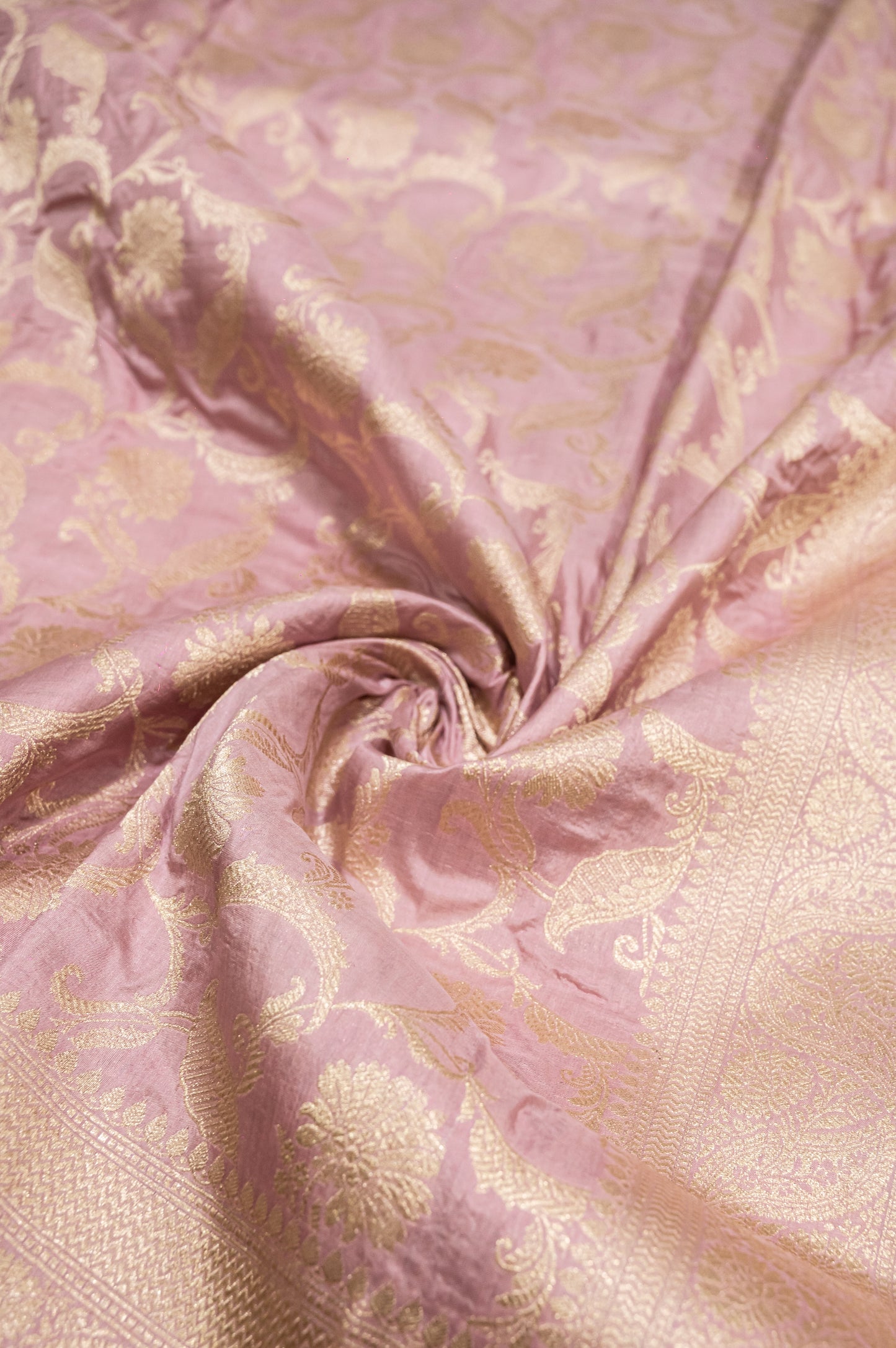 Baby Pink Jaal Handwoven Pure Katan Silk Banarasi Saree