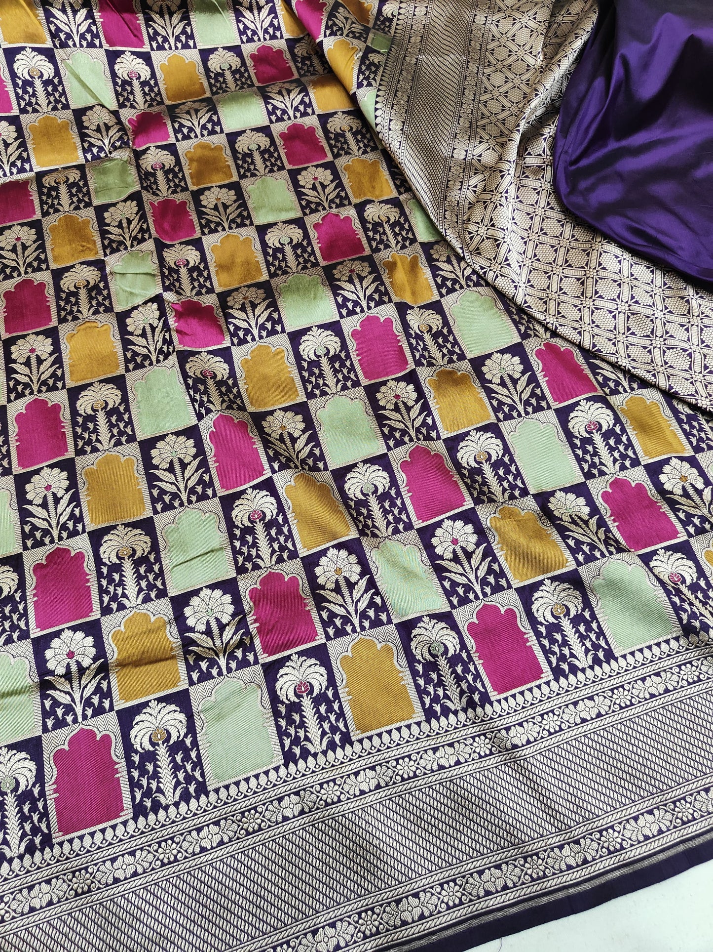 Pure Banarasi Rangkaat Saree