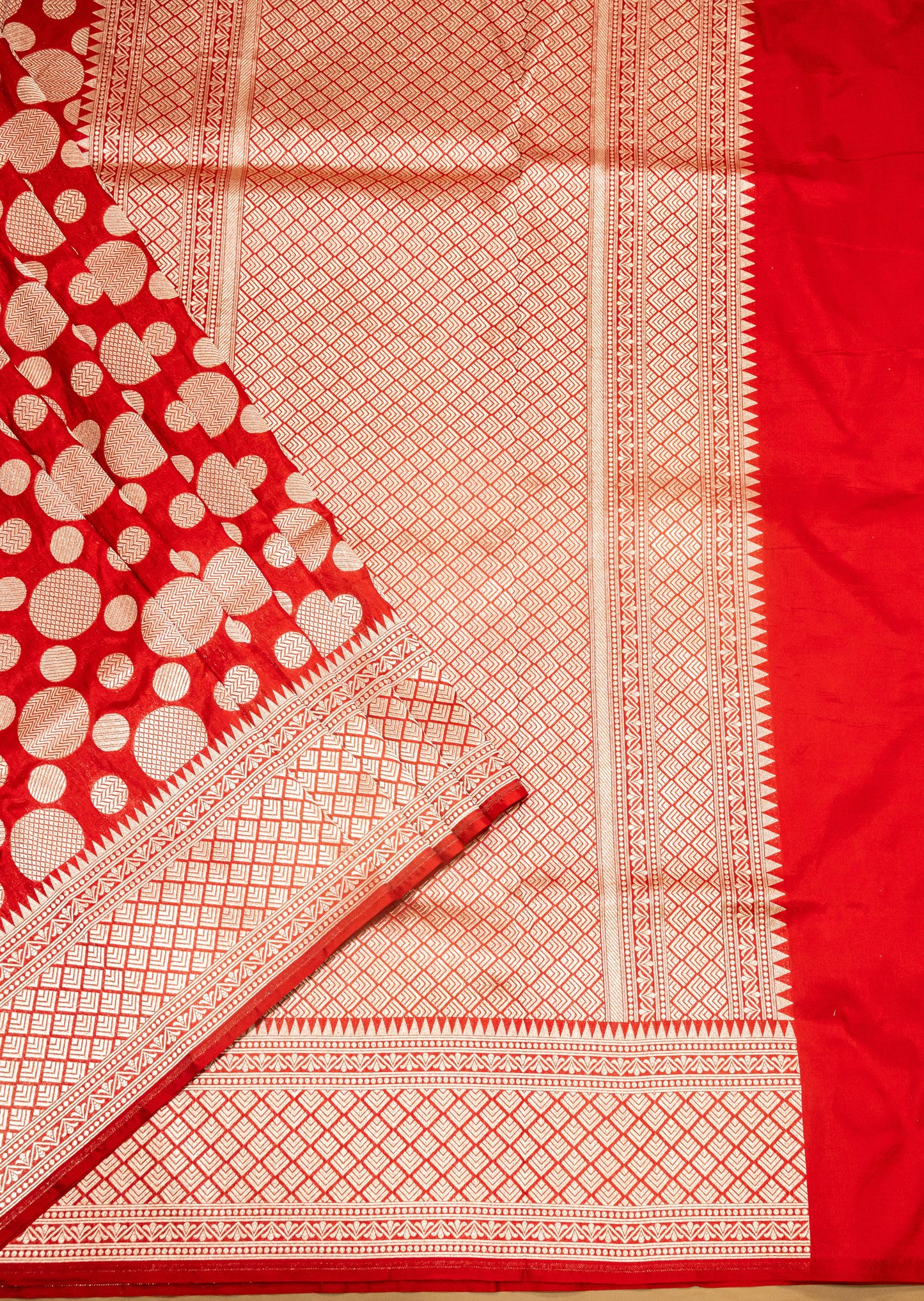 Pure Handloom Katan Red  Banarasi Saree