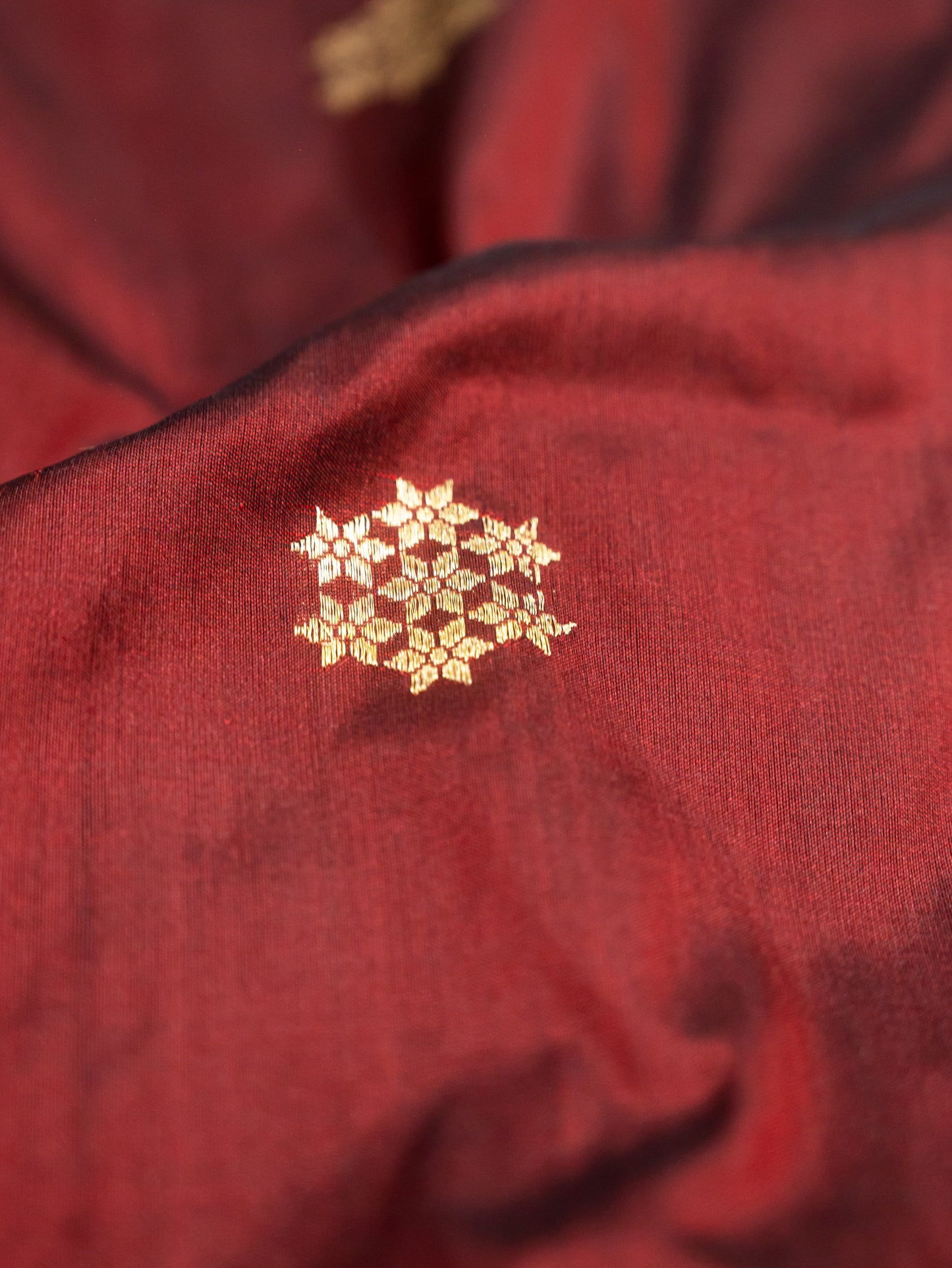 Maroon Pure Banarasi Handwoven Kadhua Katan Silk Saree